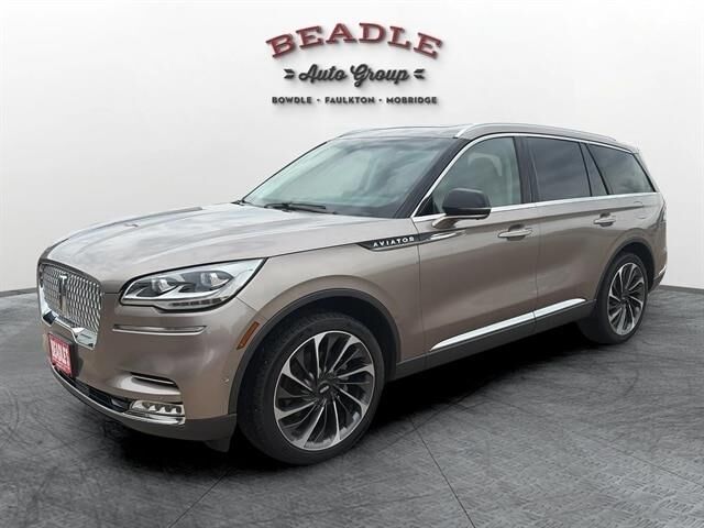 2021 Lincoln Aviator Reserve — photo 1 of 18