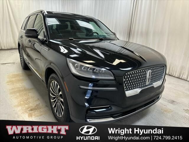 2022 Lincoln Aviator Reserve — photo 1 of 13