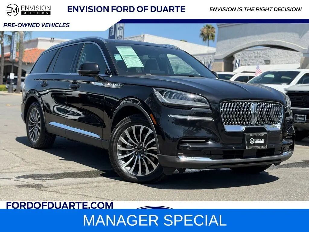 2022 Lincoln Aviator Reserve — photo 1 of 11