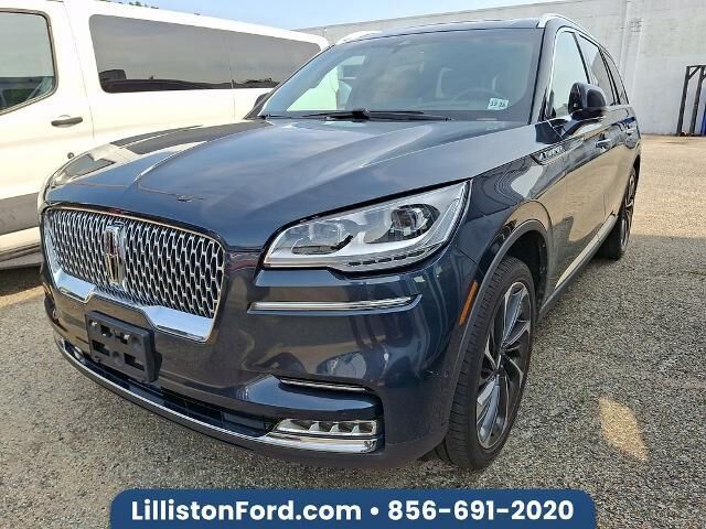 2023 Lincoln Aviator Reserve — photo 1 of 39