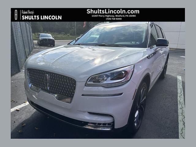 2024 Lincoln Aviator Reserve — photo 1 of 9