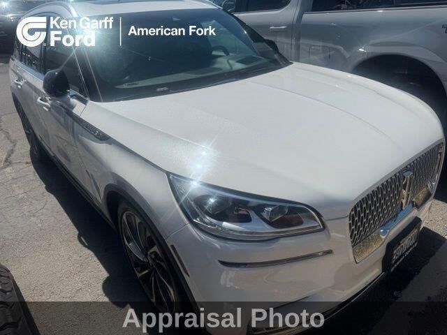 2021 Lincoln Aviator Reserve — photo 1 of 26