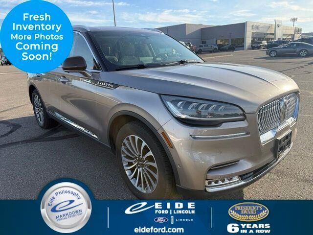 2021 Lincoln Aviator Reserve — photo 1 of 25