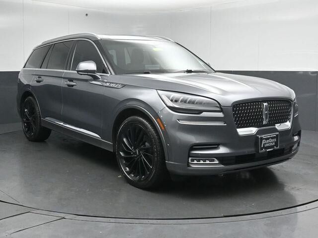 2021 Lincoln Aviator Reserve — photo 1 of 14