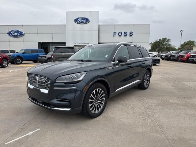 2022 Lincoln Aviator Reserve — photo 1 of 4