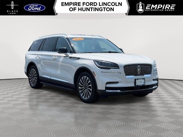 2023 Lincoln Aviator Reserve — photo 1 of 2