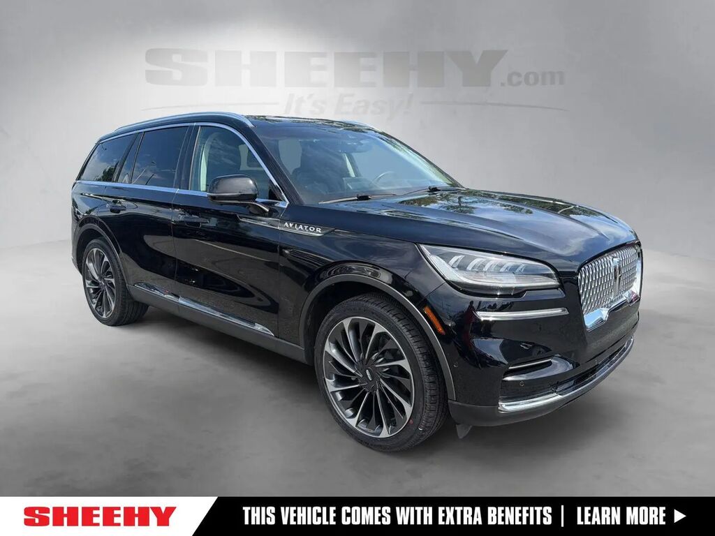 2023 Lincoln Aviator Reserve — photo 1 of 36
