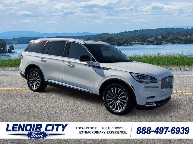 2022 Lincoln Aviator Reserve — photo 1 of 26