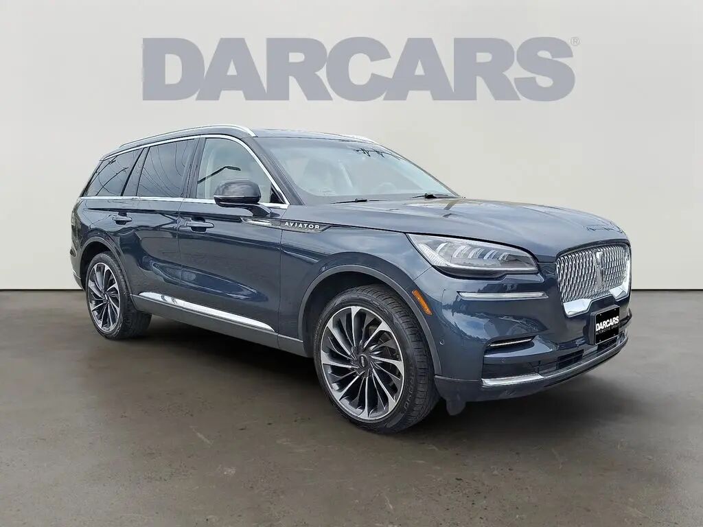 2023 Lincoln Aviator Reserve — photo 1 of 13