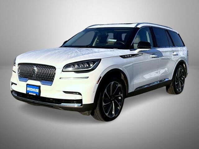 2023 Lincoln Aviator Reserve — photo 1 of 26