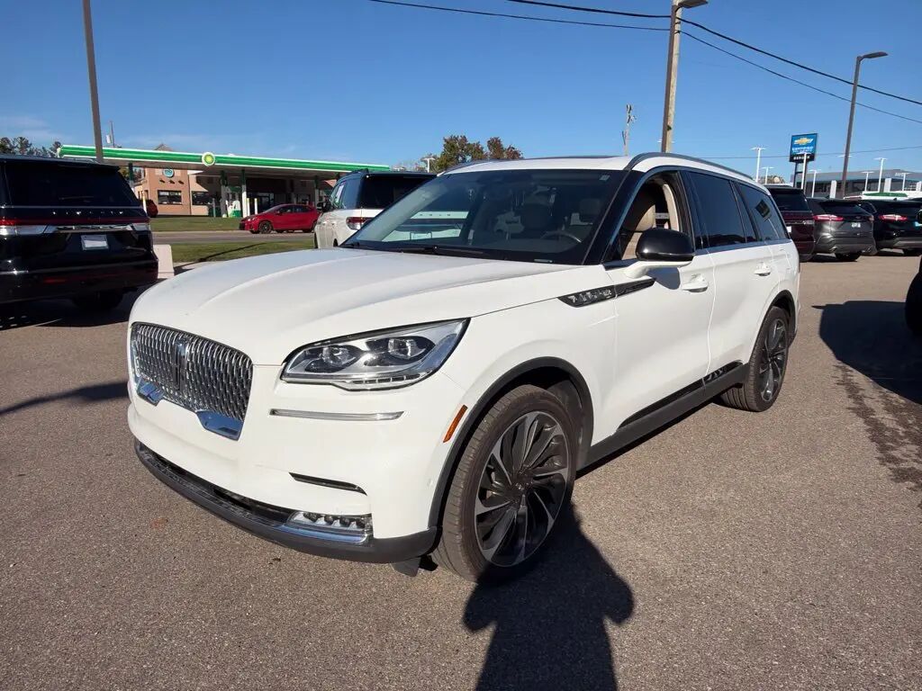 2024 Lincoln Aviator Reserve — photo 1 of 13