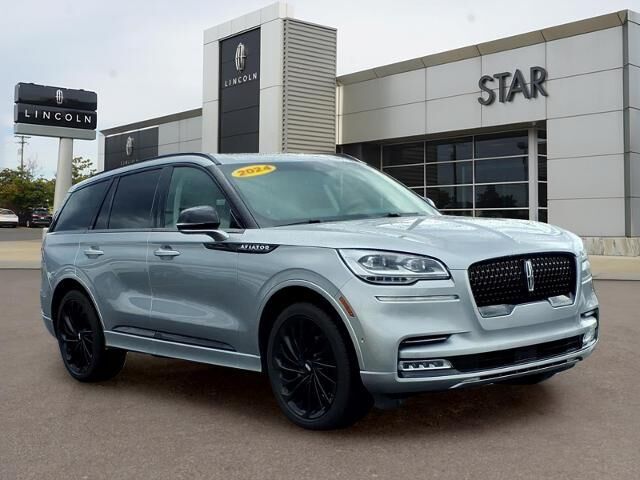 2024 Lincoln Aviator Reserve — photo 1 of 39