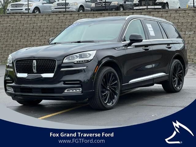 2021 Lincoln Aviator Reserve — photo 1 of 26