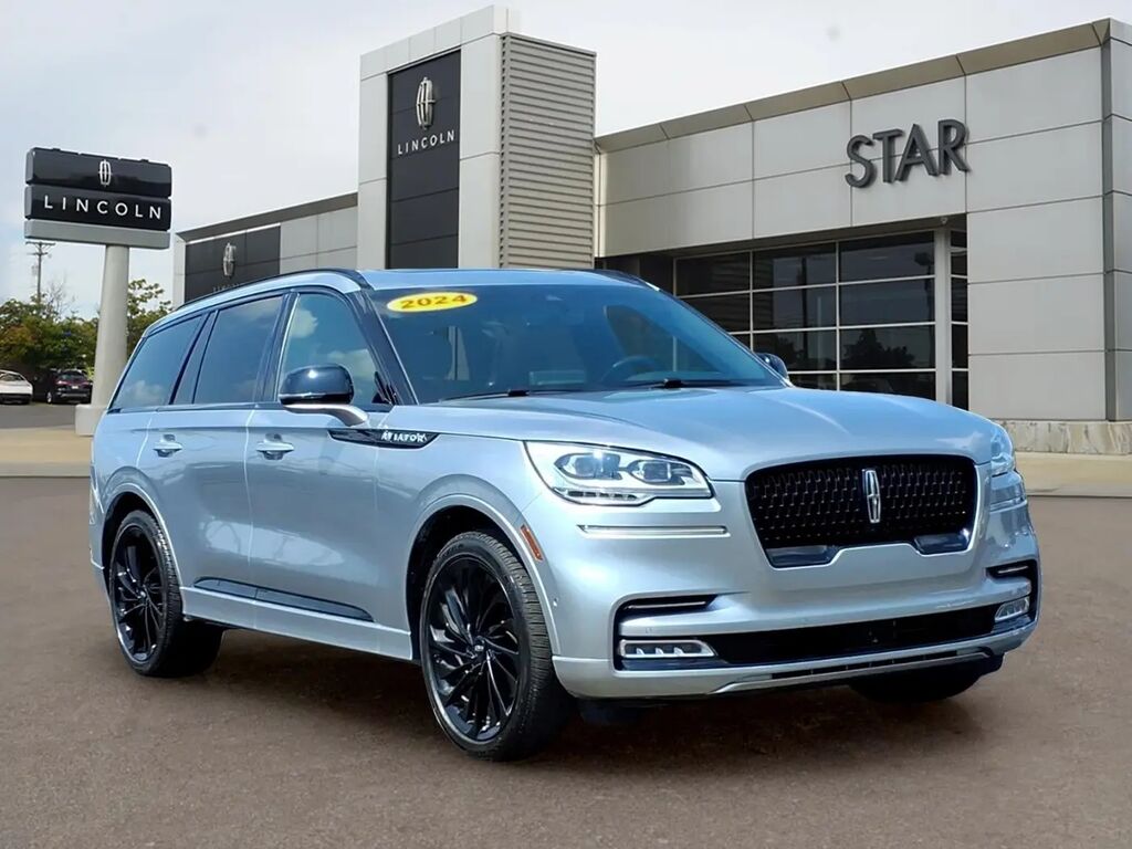 2024 Lincoln Aviator Reserve — photo 1 of 13