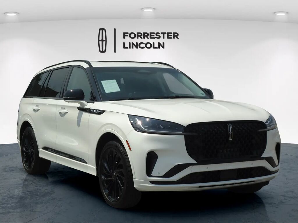 2025 Lincoln Aviator Reserve — photo 1 of 13