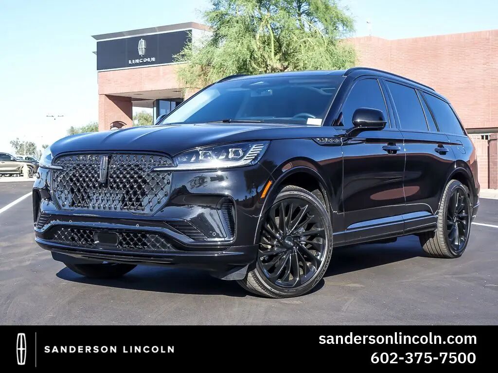 2025 Lincoln Aviator Reserve — photo 1 of 13