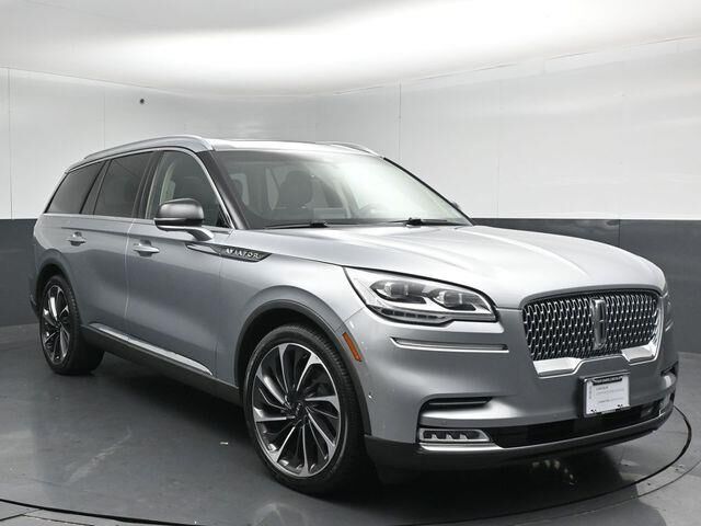 2020 Lincoln Aviator Reserve — photo 1 of 26