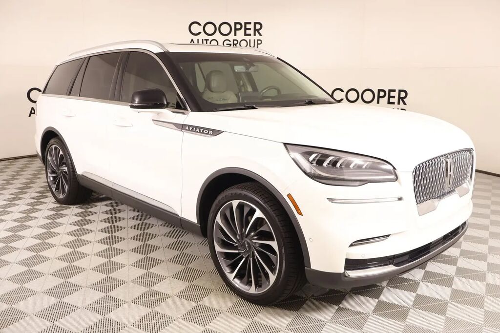 2022 Lincoln Aviator Reserve — photo 1 of 26