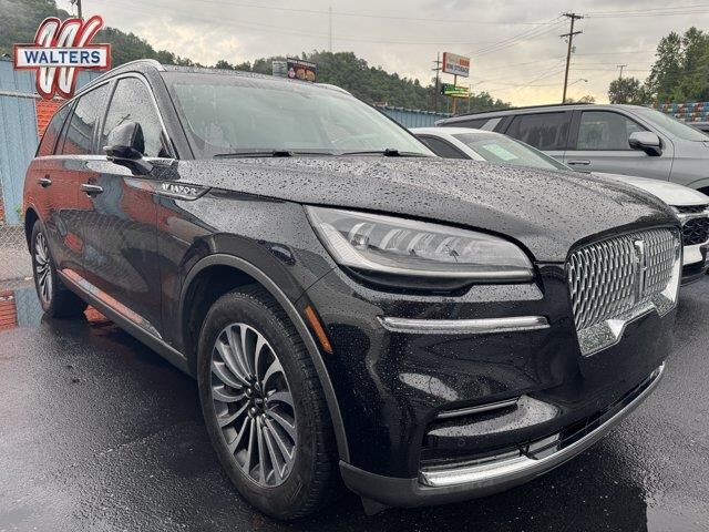 2022 Lincoln Aviator Reserve — photo 1 of 13