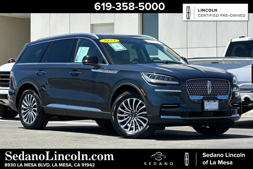 2023 Lincoln Aviator Reserve — photo 1 of 13