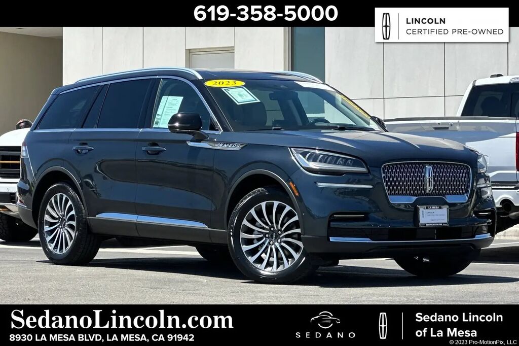 2023 Lincoln Aviator Reserve — photo 1 of 13