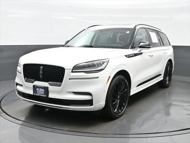 2023 Lincoln Aviator Reserve — photo 1 of 13