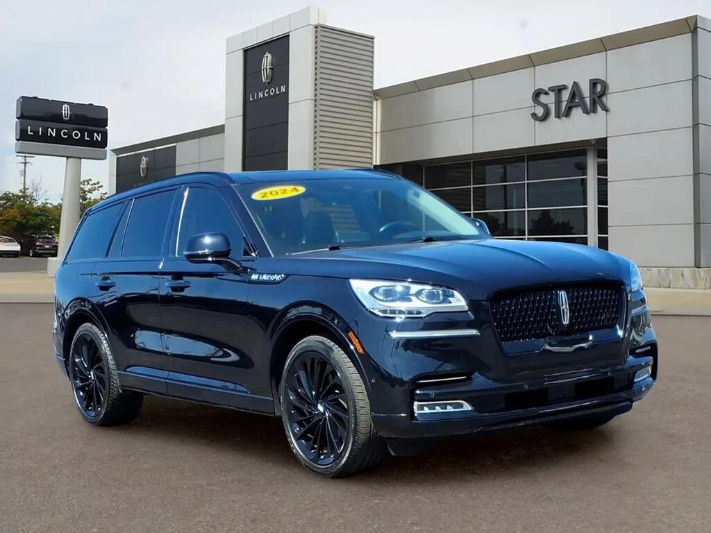 2024 Lincoln Aviator Reserve — photo 1 of 13