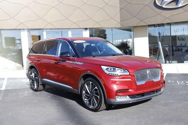 2020 Lincoln Aviator Reserve — photo 1 of 13