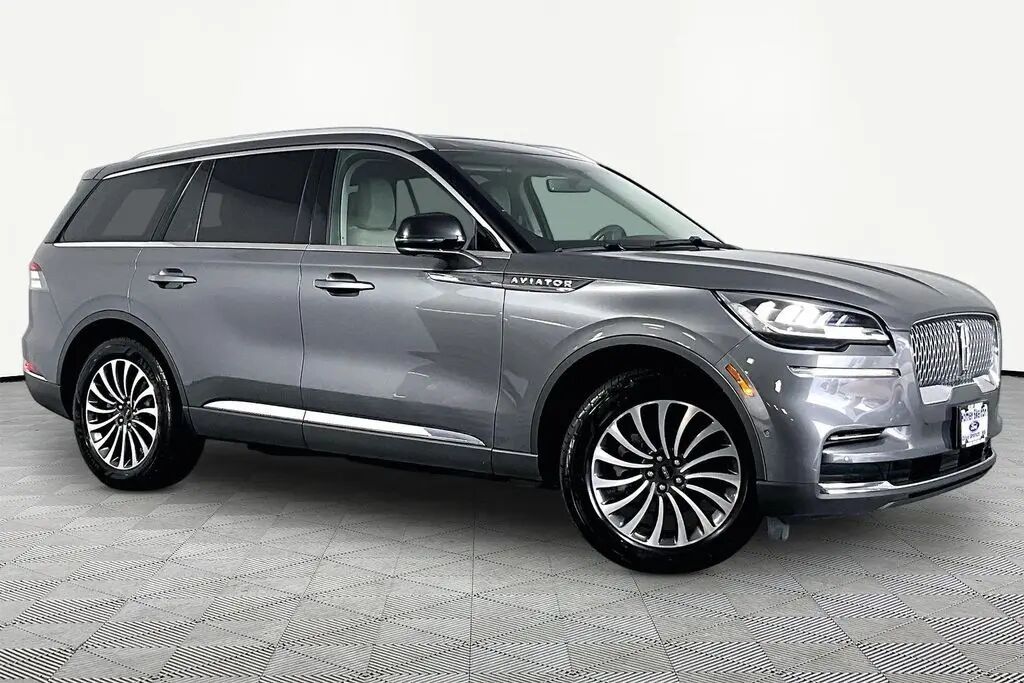 2023 Lincoln Aviator Reserve — photo 1 of 13