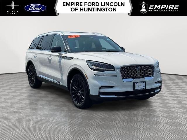 2023 Lincoln Aviator Reserve — photo 1 of 39