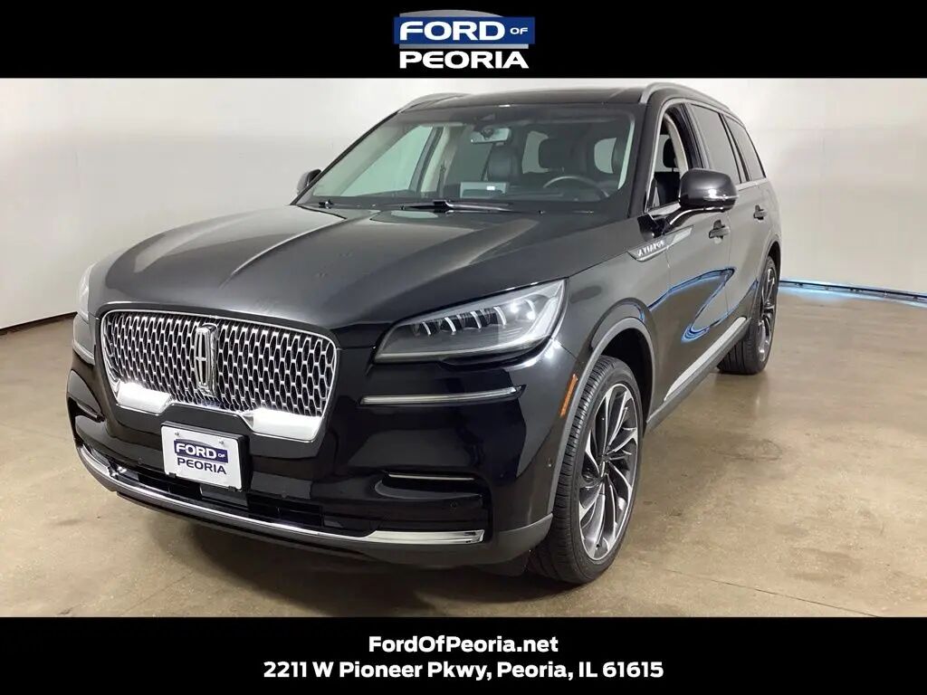 2023 Lincoln Aviator Reserve — photo 1 of 13