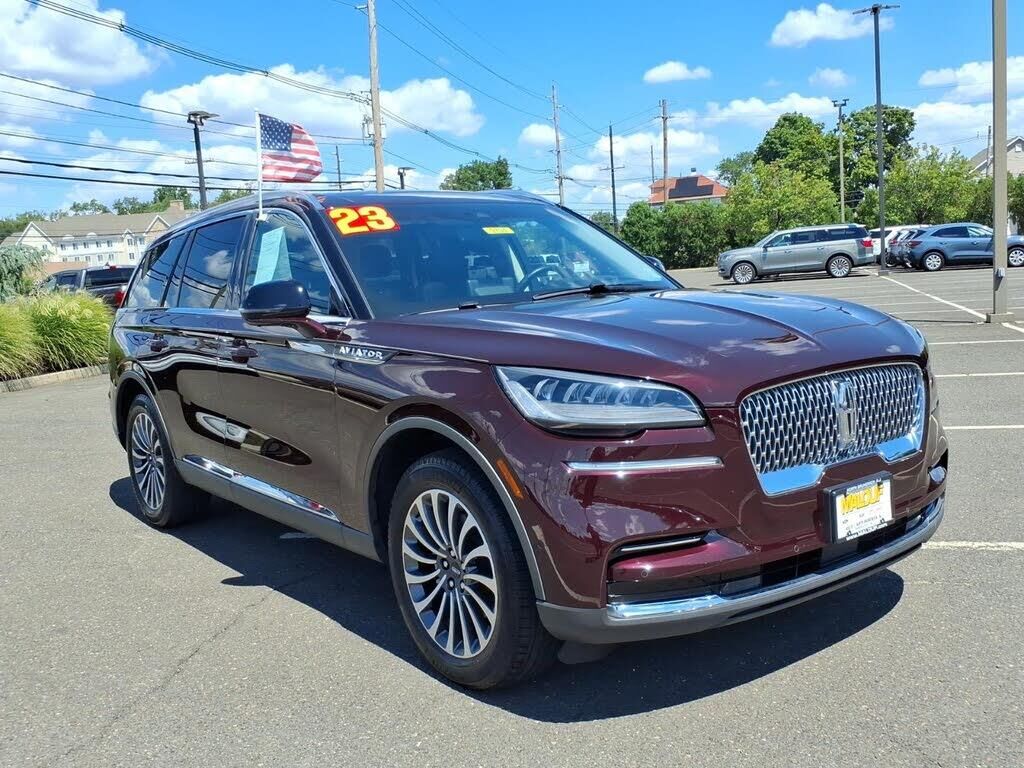 2023 Lincoln Aviator Reserve — photo 1 of 1