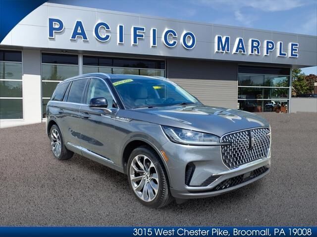 2025 Lincoln Aviator Reserve — photo 1 of 13