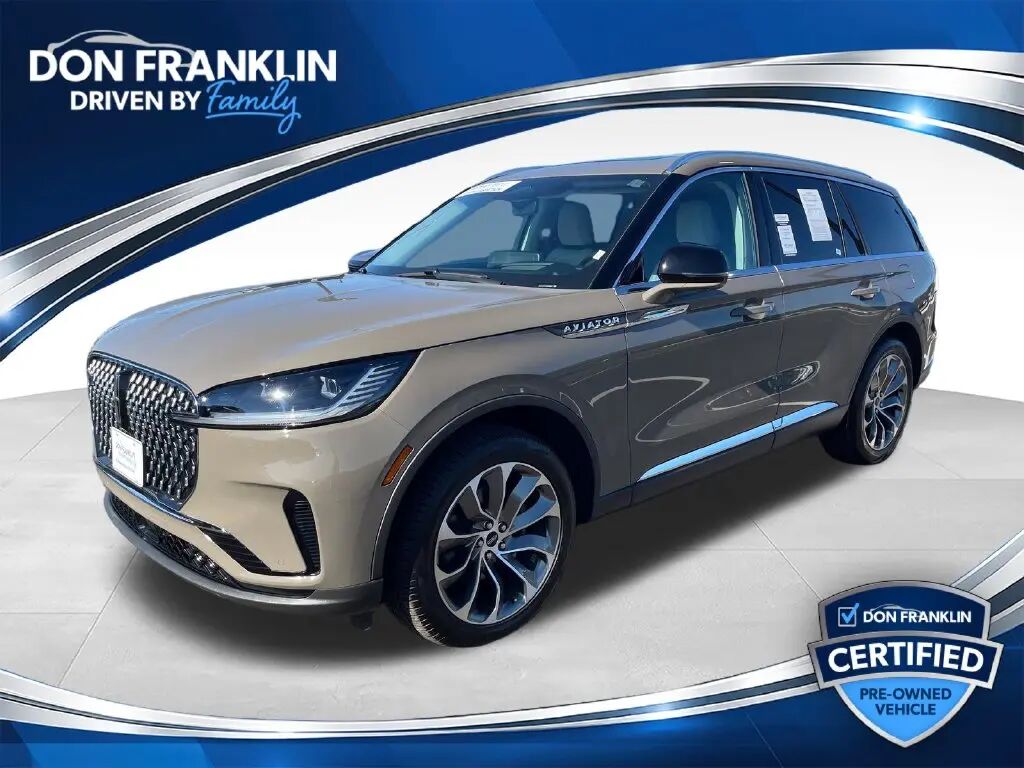 2025 Lincoln Aviator Reserve — photo 1 of 13