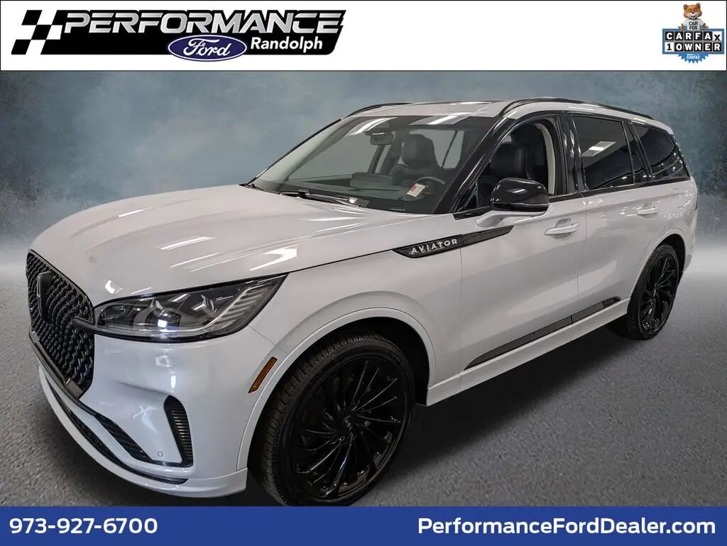 2025 Lincoln Aviator Reserve — photo 1 of 25