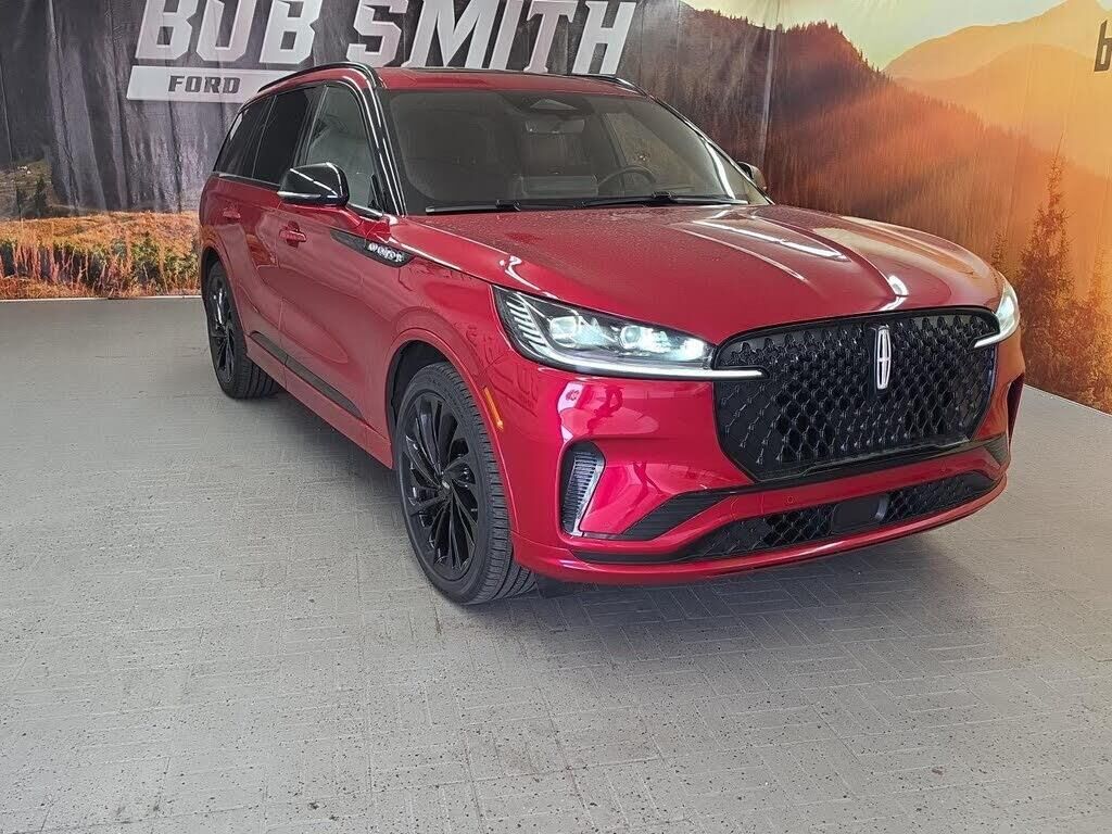 2025 Lincoln Aviator Reserve — photo 1 of 15