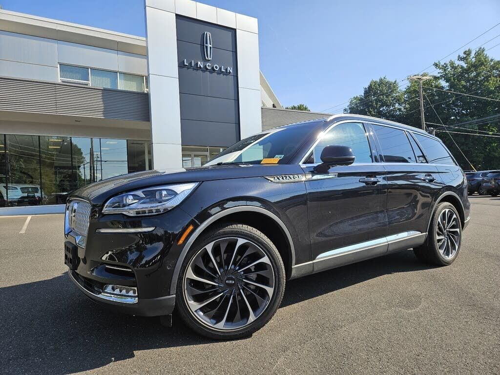 2023 Lincoln Aviator Reserve — photo 1 of 1