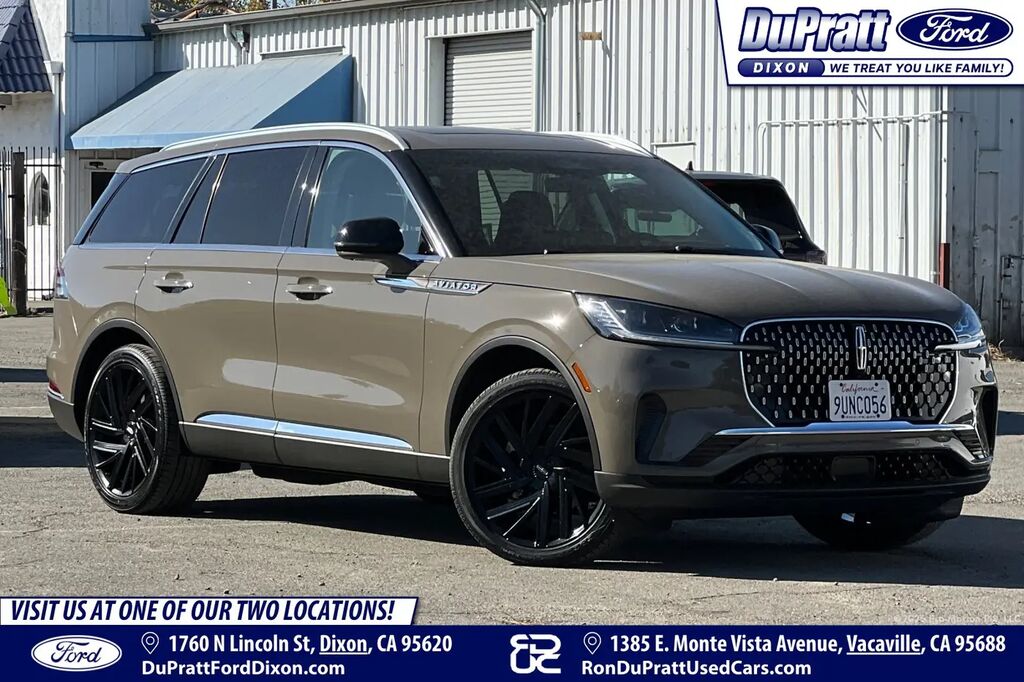 2025 Lincoln Aviator Reserve — photo 1 of 13