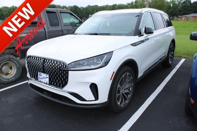 2025 Lincoln Aviator Reserve — photo 1 of 11