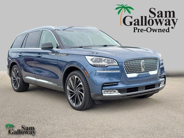 2020 Lincoln Aviator Reserve — photo 1 of 13
