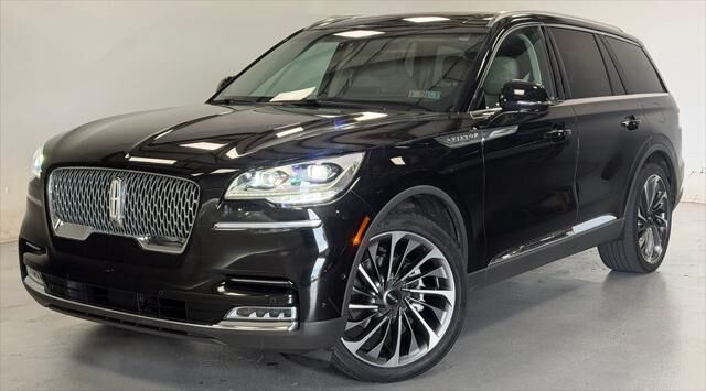 2021 Lincoln Aviator Reserve — photo 1 of 13