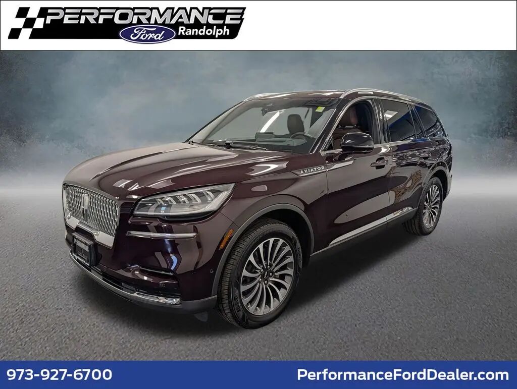 2023 Lincoln Aviator Reserve — photo 1 of 17