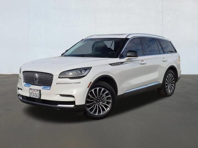2023 Lincoln Aviator Reserve — photo 1 of 13