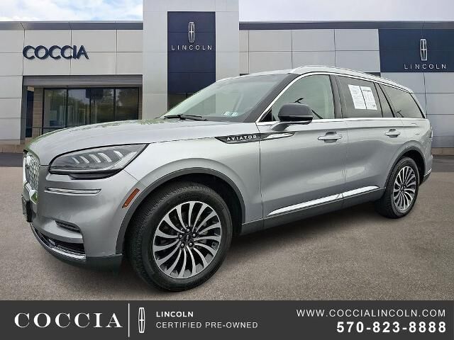 2023 Lincoln Aviator Reserve — photo 1 of 26