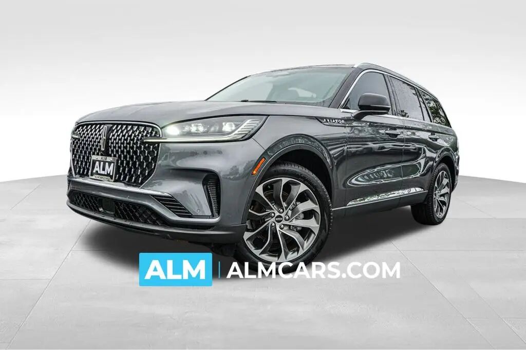 2025 Lincoln Aviator Reserve — photo 1 of 21
