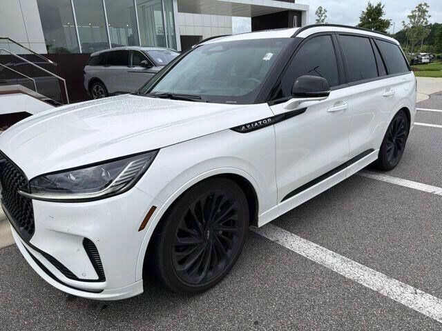 2025 Lincoln Aviator Reserve — photo 1 of 39
