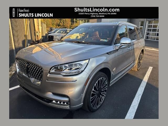 2021 Lincoln Aviator Black Label