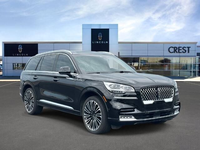 2023 Lincoln Aviator Black Label — photo 1 of 26
