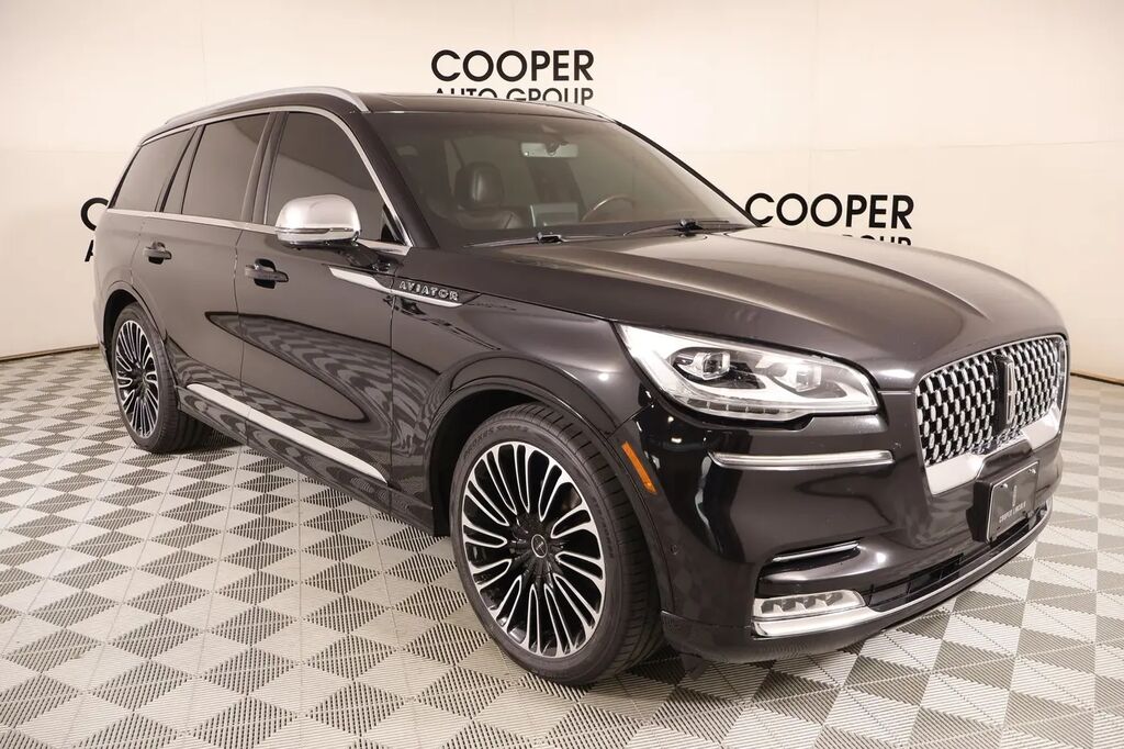 2020 Lincoln Aviator Black Label — photo 1 of 26
