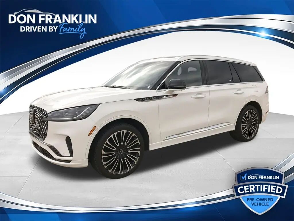 2025 Lincoln Aviator Black Label — photo 1 of 13